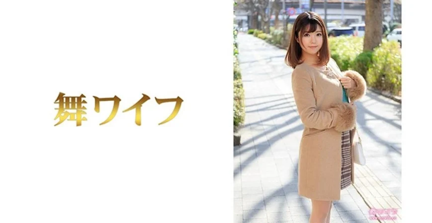 重磅推荐！熊猫TV最新女神下海【菲菲】后入式翘臀汉堡堡淫逼 老公 快来后入我嘛 露出诱惑！